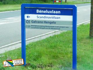 Bewegwijzering portaalbord industrieterreinen